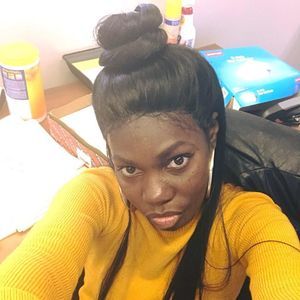 Meet your Posher, Stephanie